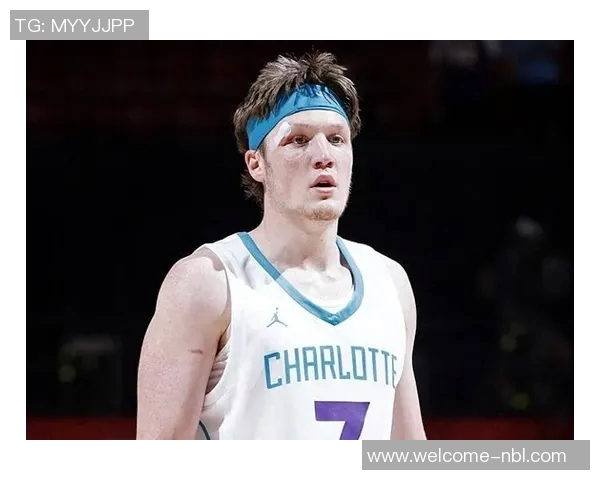 克尼佩尔创下新秀连续命中三分纪录16场比赛表现惊艳引发关注